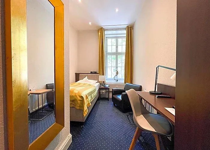 Hotel Wagner Im Dammtorpalais 3*